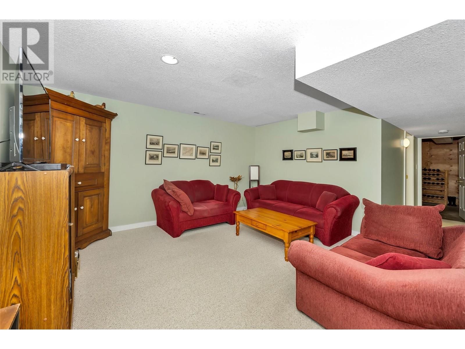 Property at 7870 Tronson Road image 5