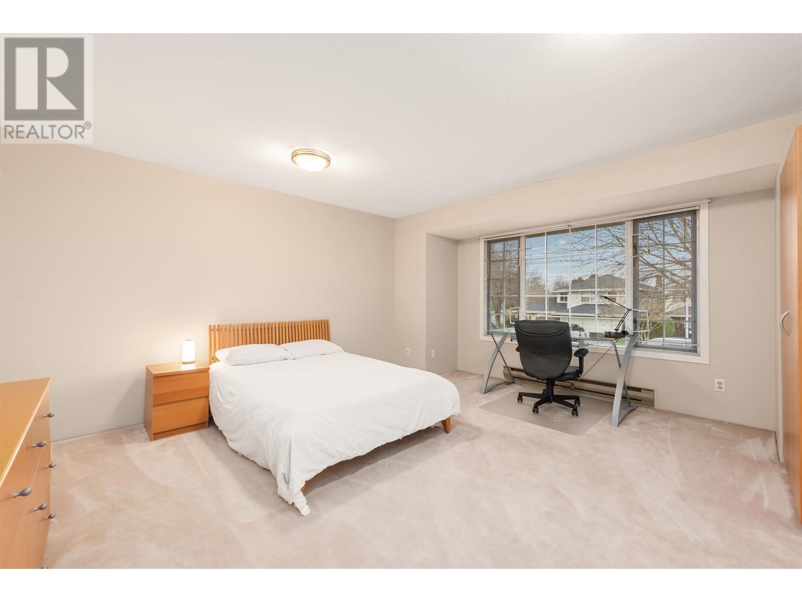 Listing Picture 9 of 20 : 5160 BUNTING AVENUE, Richmond / 烈治文 - 魯藝地產 Yvonne Lu Group - MLS Medallion Club Member