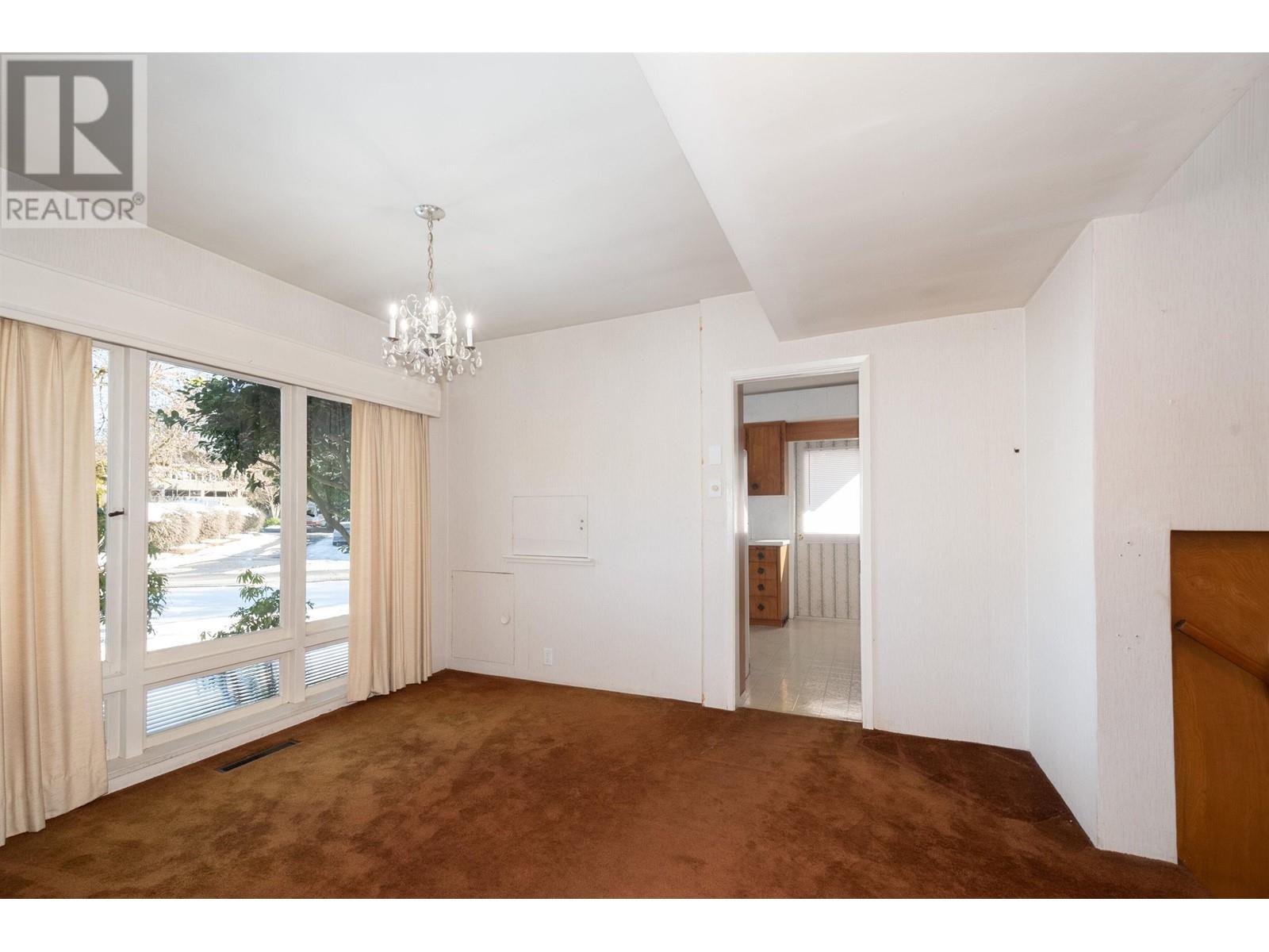 3213 Brookridge Drive, North Vancouver, British Columbia  V7R 3A7 - Photo 16 - R2969197