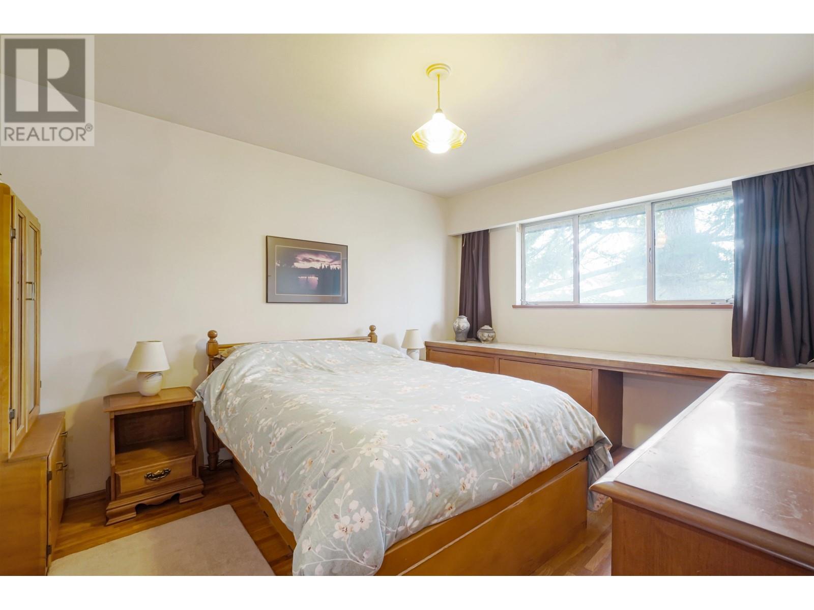 9831 Seacote Road, Richmond, British Columbia  V7A 4A6 - Photo 15 - R2971737