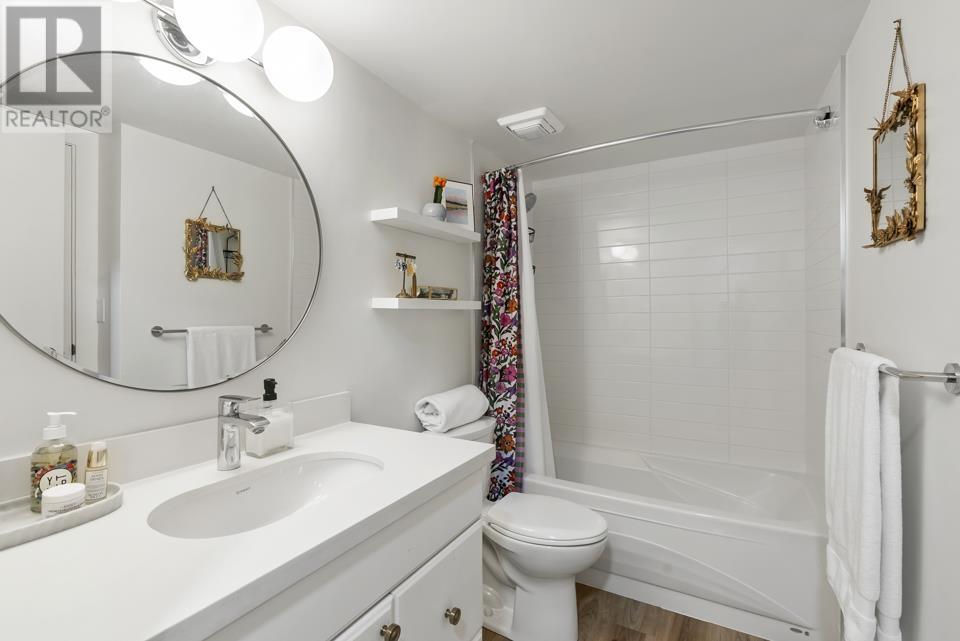 Listing Picture 12 of 27 : 204 575 W 13TH AVENUE, Vancouver / 溫哥華 - 魯藝地產 Yvonne Lu Group - MLS Medallion Club Member