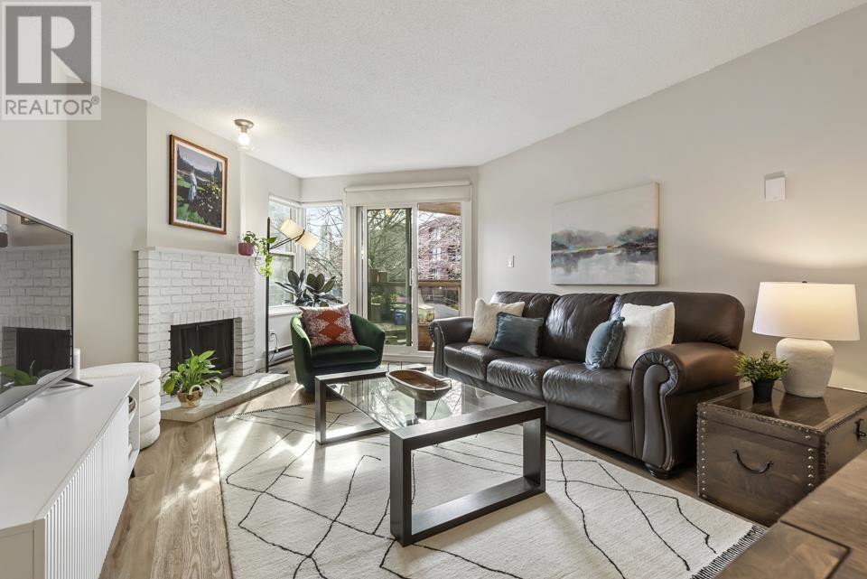 Listing Picture 3 of 27 : 204 575 W 13TH AVENUE, Vancouver / 溫哥華 - 魯藝地產 Yvonne Lu Group - MLS Medallion Club Member