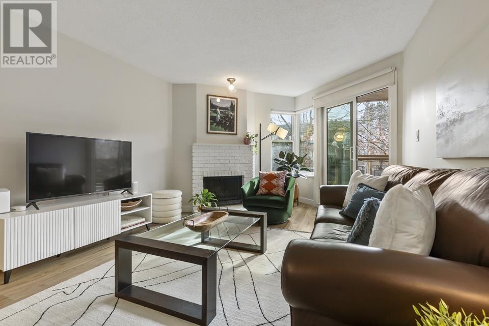 Listing Picture 2 of 27 : 204 575 W 13TH AVENUE, Vancouver / 溫哥華 - 魯藝地產 Yvonne Lu Group - MLS Medallion Club Member