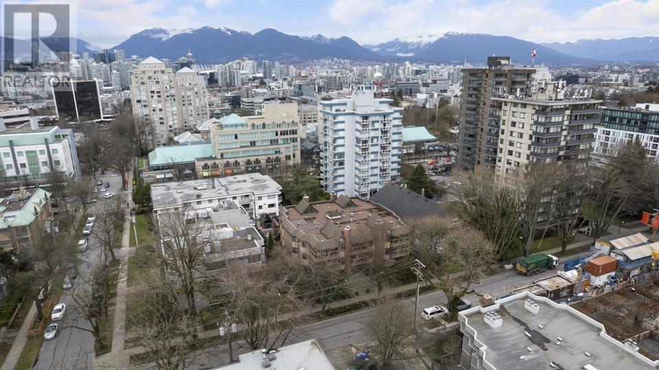 Listing Picture 26 of 27 : 204 575 W 13TH AVENUE, Vancouver / 溫哥華 - 魯藝地產 Yvonne Lu Group - MLS Medallion Club Member