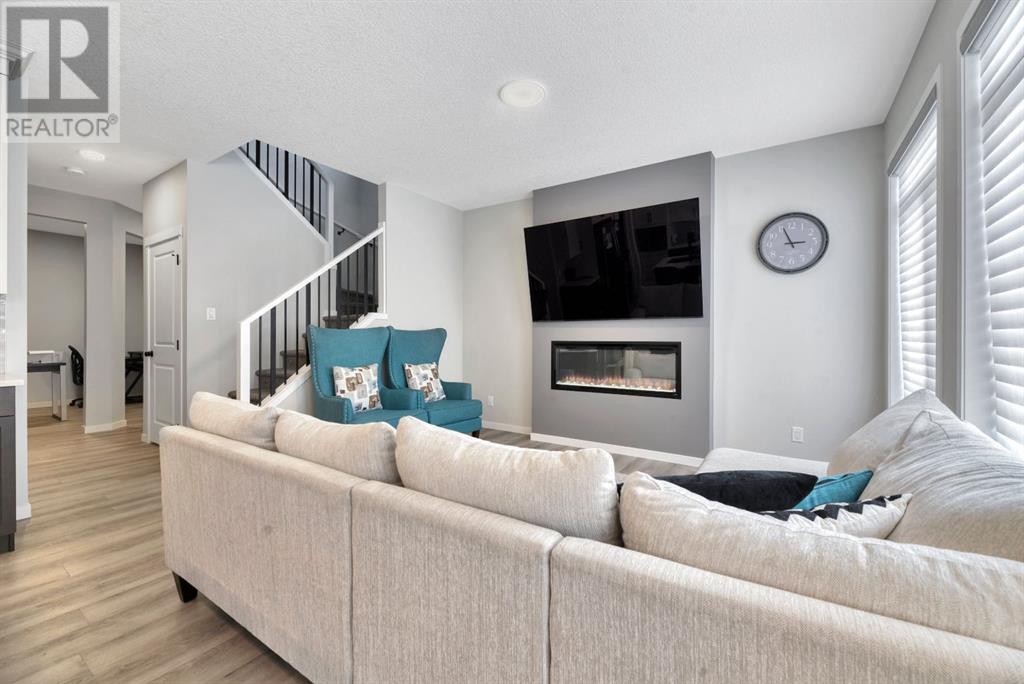 15 Creekside Grove Sw, Calgary, Alberta  T2X 4A8 - Photo 8 - A2190489