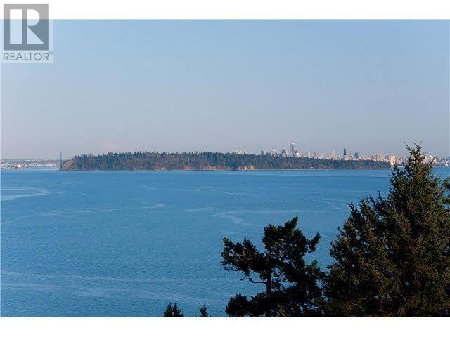3699 Sunset Lane, West Vancouver, British Columbia  V7V 0A9 - Photo 1 - R2968343