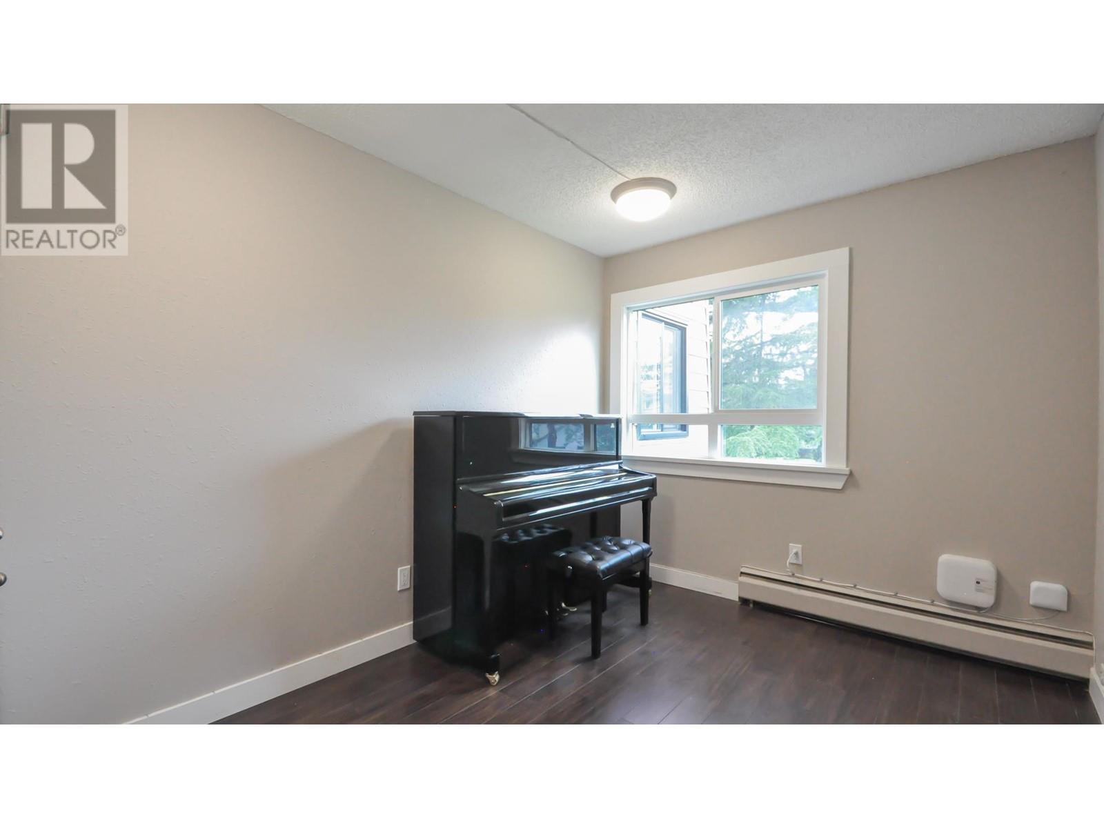 204 3411 Springfield Drive, Richmond, British Columbia  V7E 1Z1 - Photo 27 - R2970885