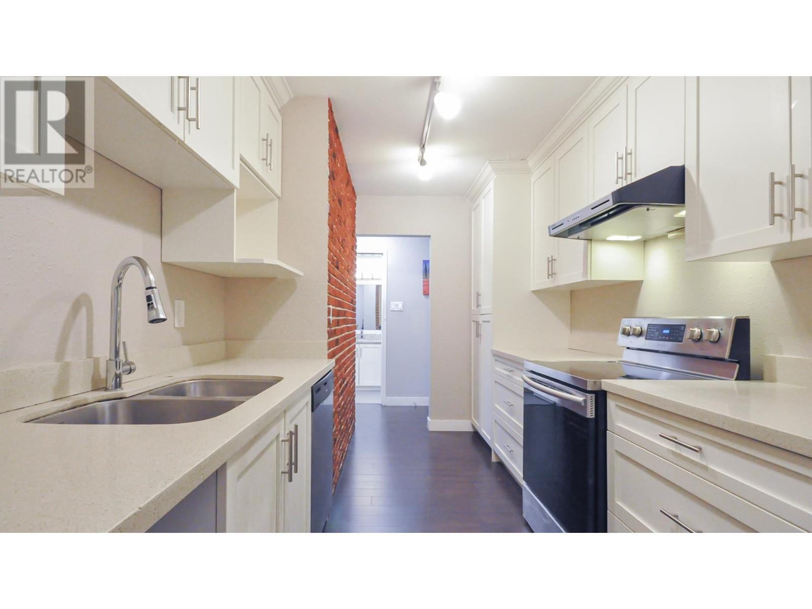 204 3411 Springfield Drive, Richmond, British Columbia  V7E 1Z1 - Photo 15 - R2970885