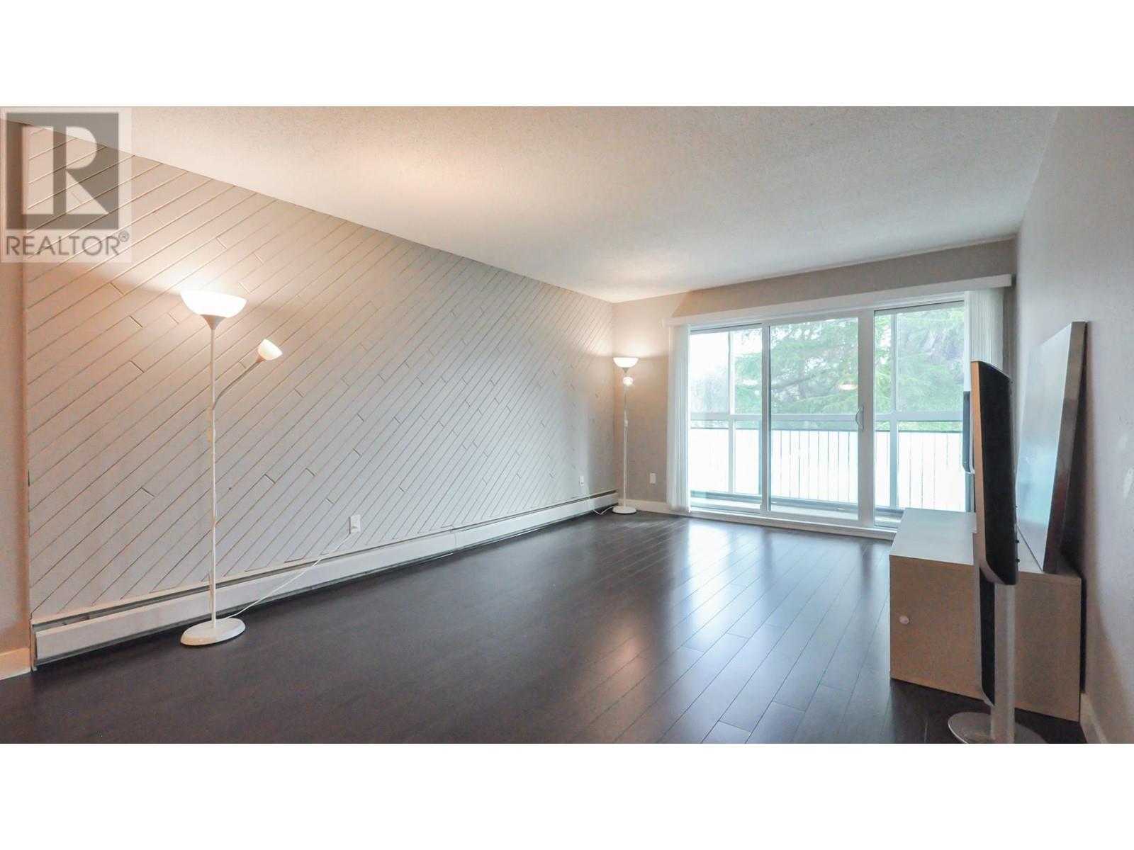 204 3411 Springfield Drive, Richmond, British Columbia  V7E 1Z1 - Photo 6 - R2970885