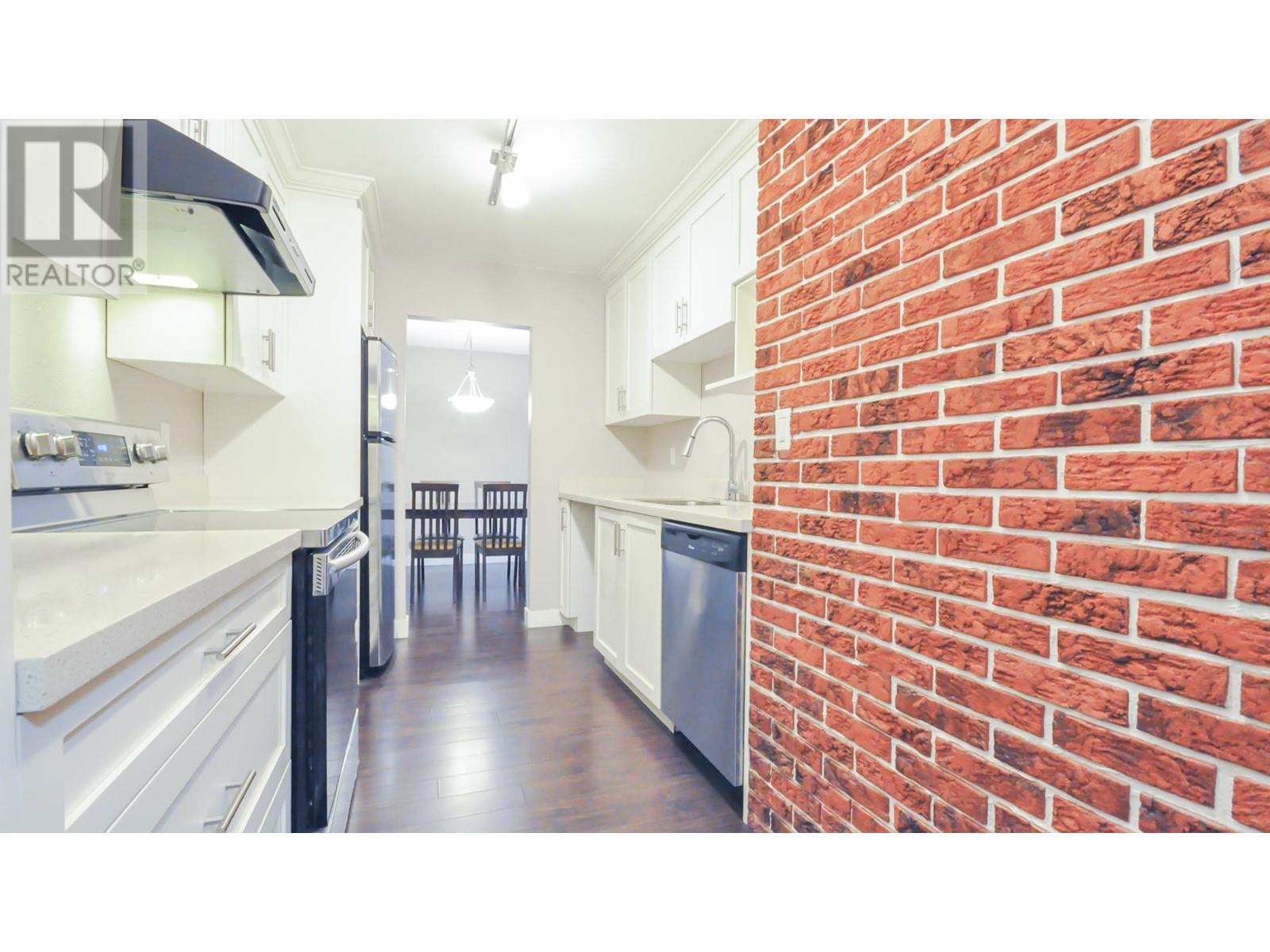 204 3411 Springfield Drive, Richmond, British Columbia  V7E 1Z1 - Photo 12 - R2970885