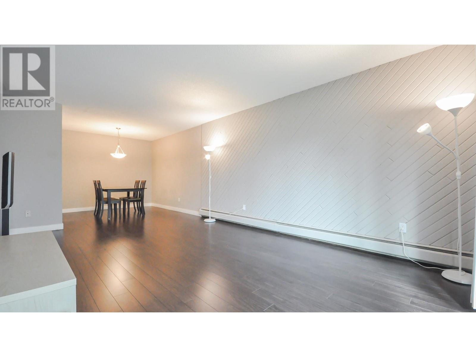 204 3411 Springfield Drive, Richmond, British Columbia  V7E 1Z1 - Photo 2 - R2970885