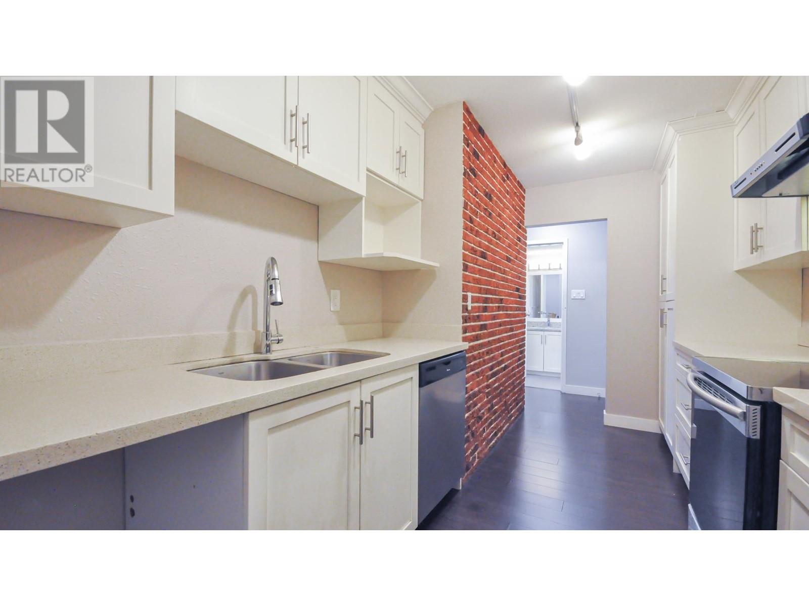 204 3411 Springfield Drive, Richmond, British Columbia  V7E 1Z1 - Photo 11 - R2970885
