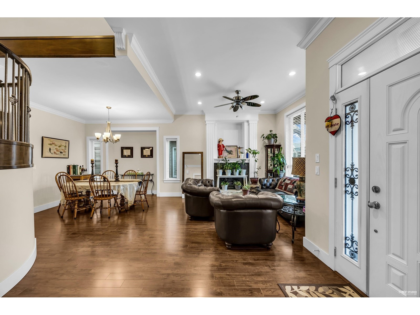 Property at 19338 72A AVENUE image 2