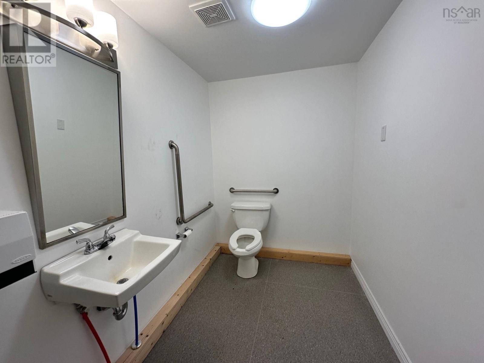 244/246/248 Pictou Road, Bible Hill, Nova Scotia  B2N 2T3 - Photo 9 - 202425283