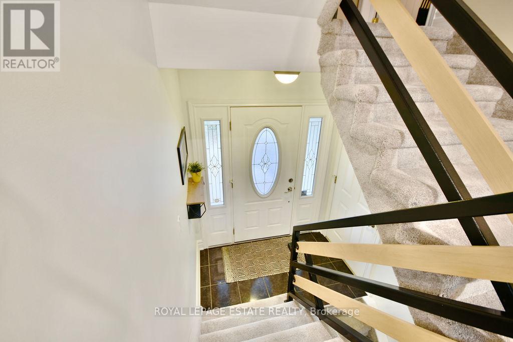 Property at 25 LAIDLAW STREET image 3