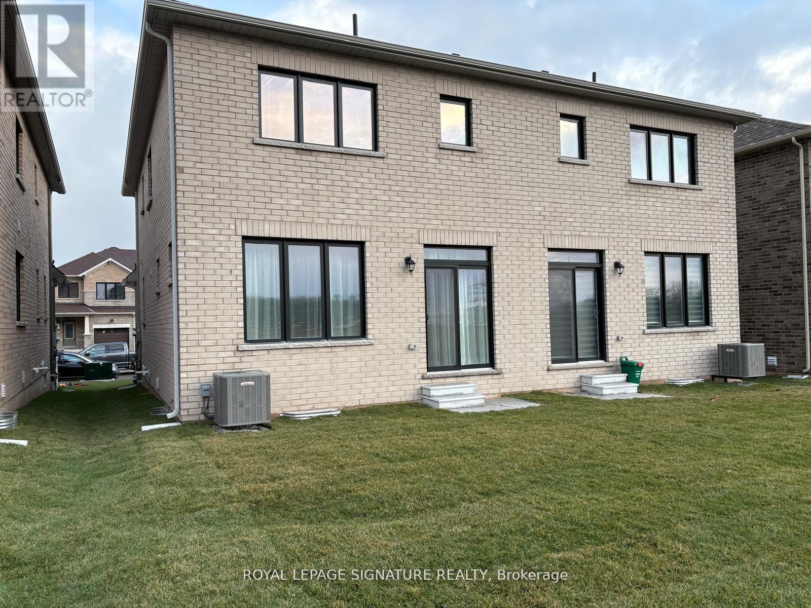 235 Port Crescent, Welland, Ontario  L3B 0N3 - Photo 4 - X11994316