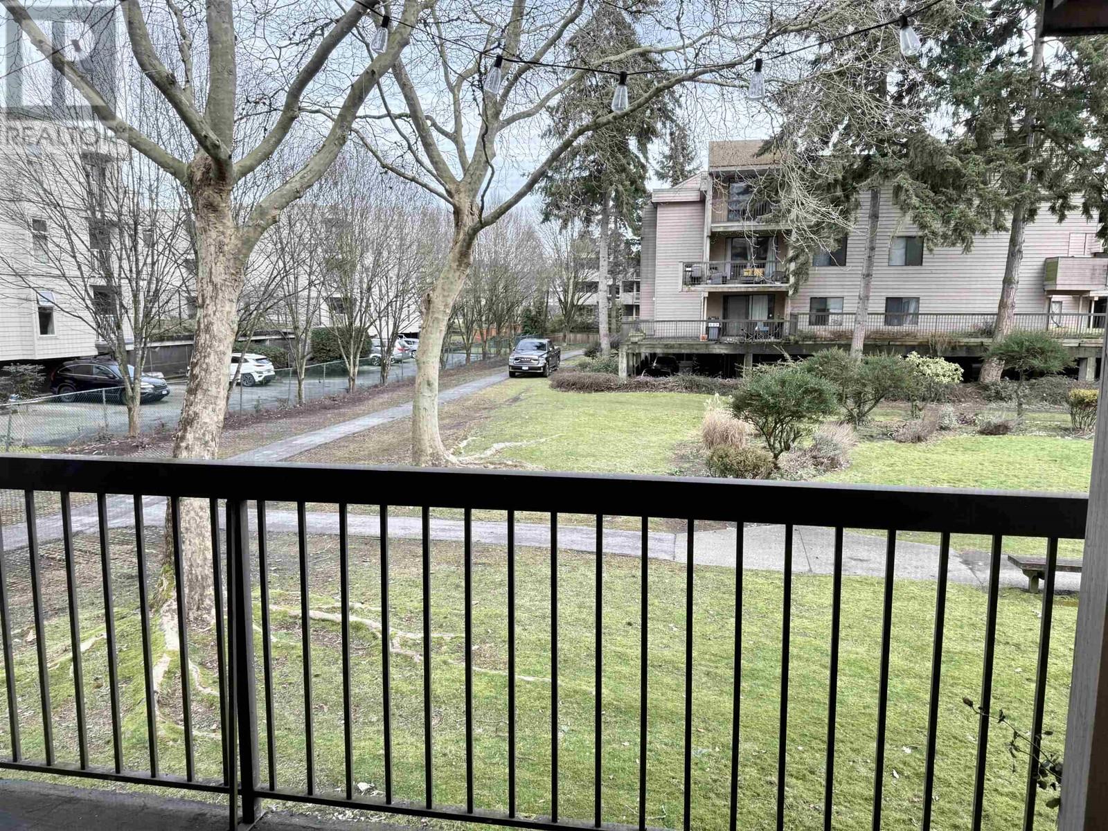 Listing Picture 6 of 15 : 118 8411 ACKROYD ROAD, Richmond / 烈治文 - 魯藝地產 Yvonne Lu Group - MLS Medallion Club Member