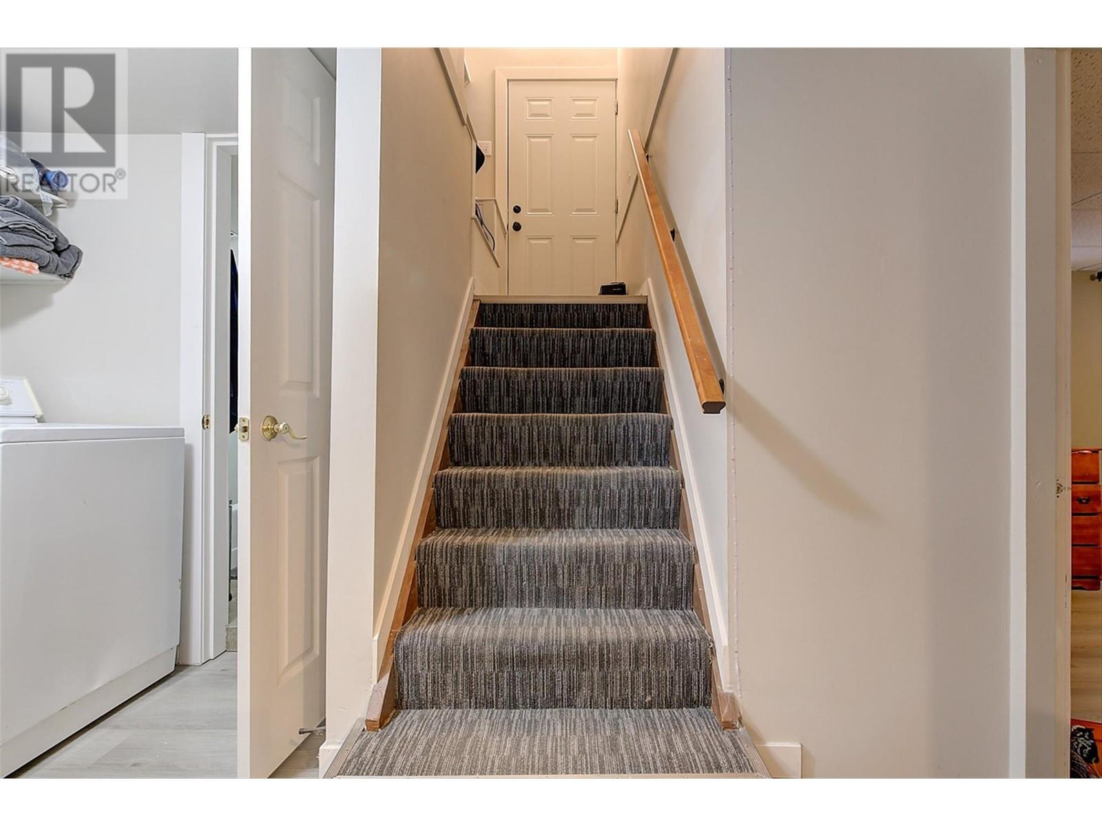 3004 37 Street, Vernon, British Columbia  V1T 6G5 - Photo 24 - 10336626