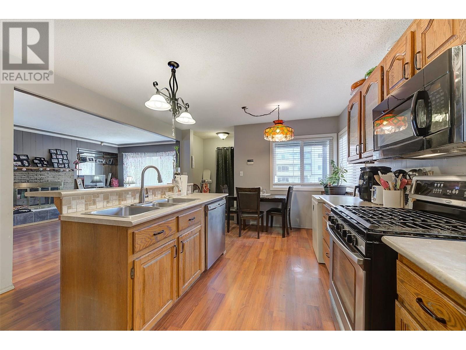 3004 37 Street, Vernon, British Columbia  V1T 6G5 - Photo 14 - 10336626