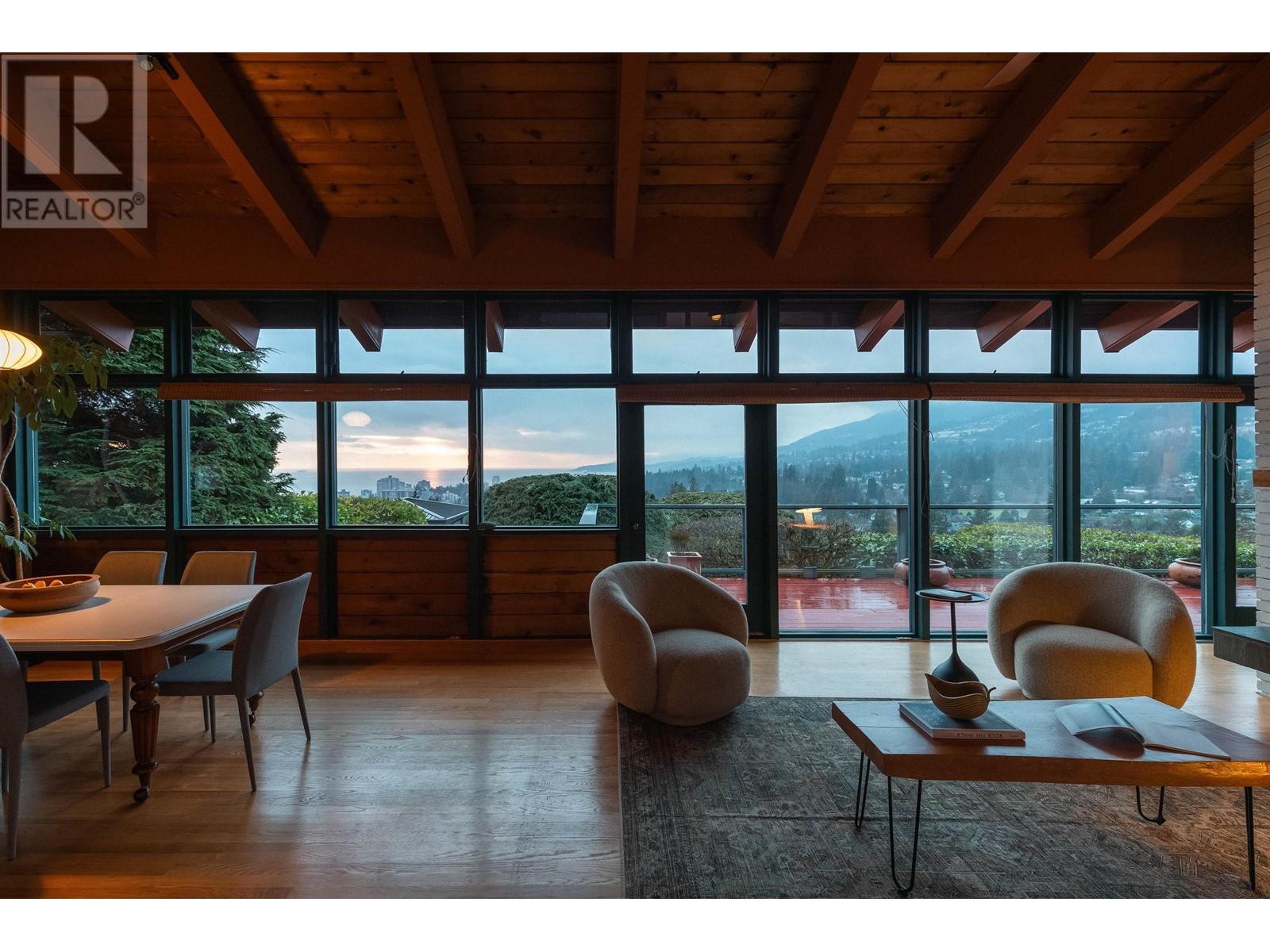1015 Aubeneau Crescent, West Vancouver, British Columbia  V7T 1T4 - Photo 32 - R2971937