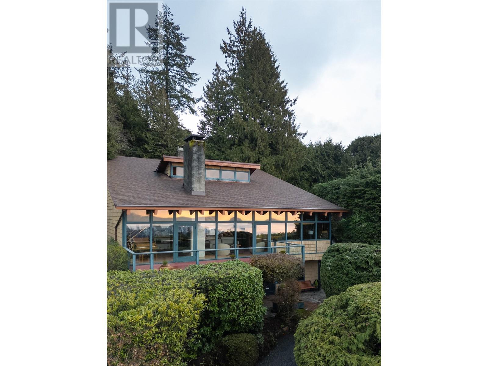 1015 Aubeneau Crescent, West Vancouver, British Columbia  V7T 1T4 - Photo 38 - R2971937
