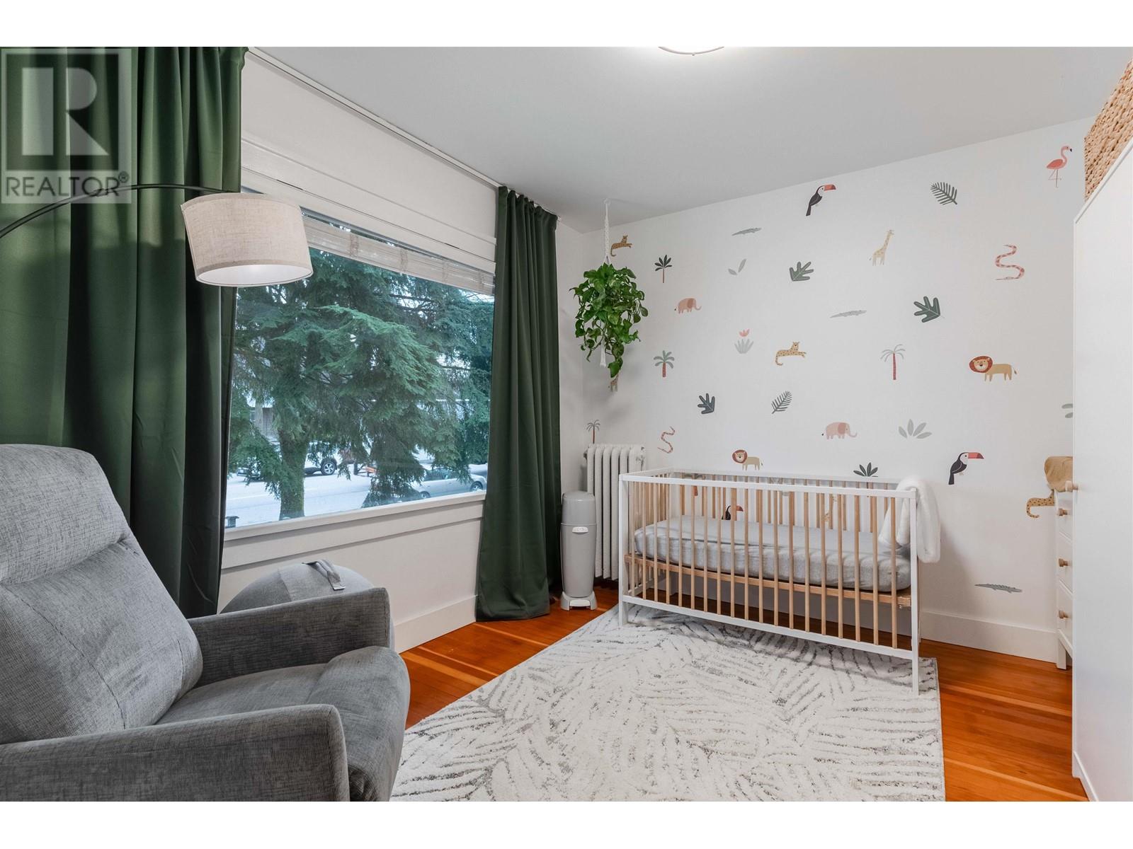 Listing Picture 13 of 38 : 2689 MCGILL STREET, Vancouver / 溫哥華 - 魯藝地產 Yvonne Lu Group - MLS Medallion Club Member