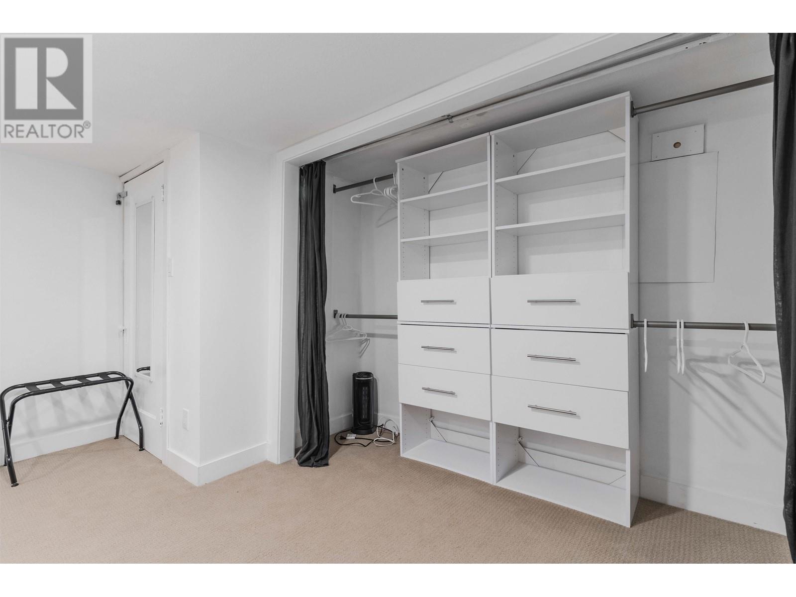 Listing Picture 22 of 38 : 2689 MCGILL STREET, Vancouver / 溫哥華 - 魯藝地產 Yvonne Lu Group - MLS Medallion Club Member