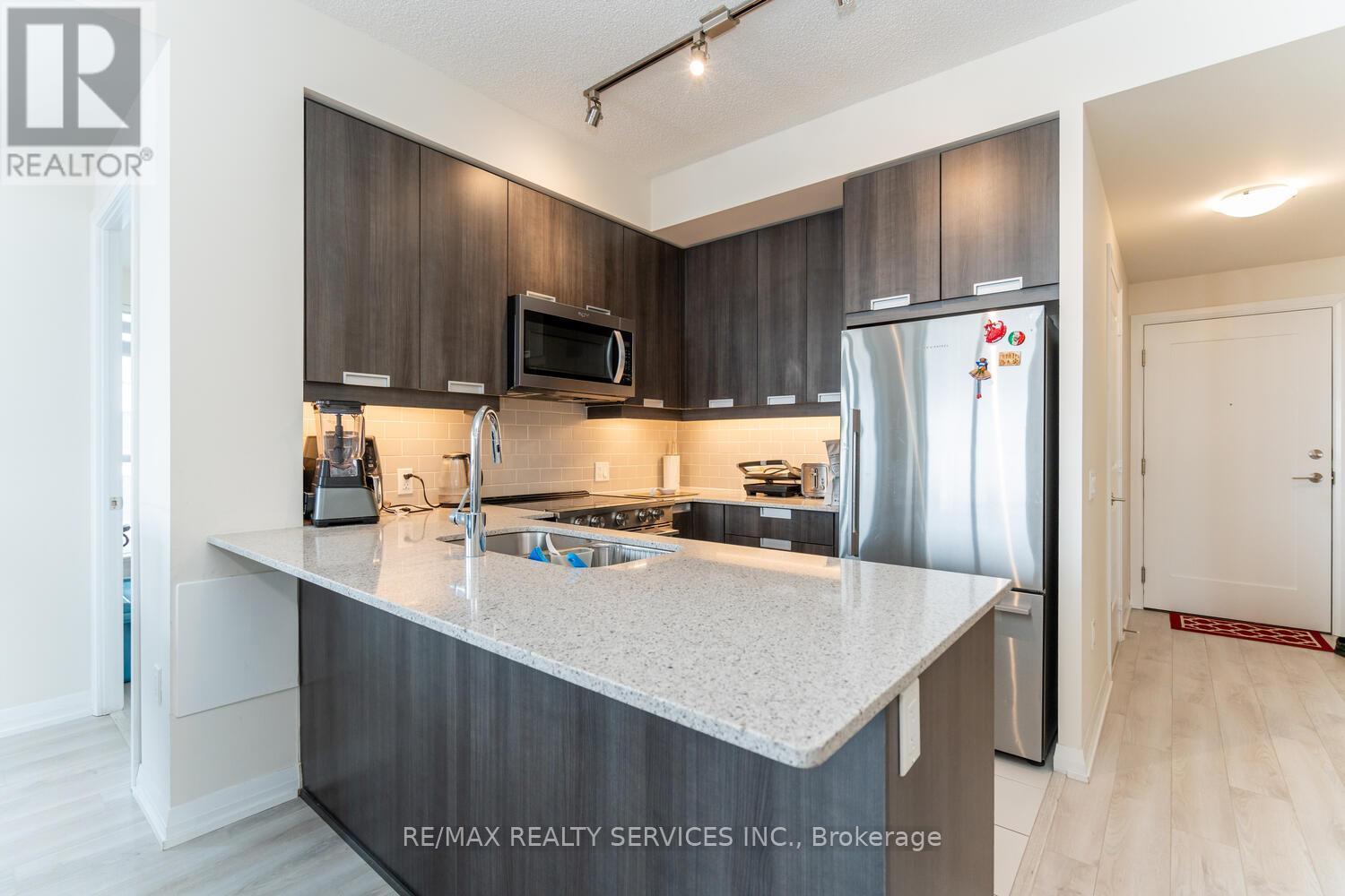 509 - 65 Watergarden Drive, Mississauga, Ontario  L5R 0G9 - Photo 11 - W11994181