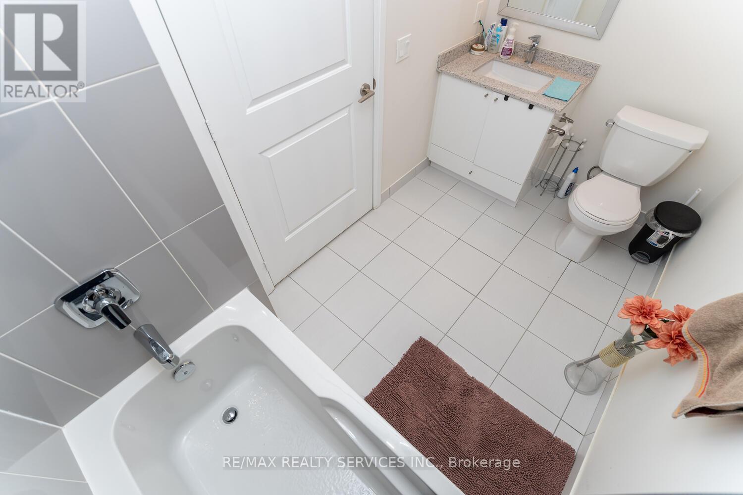 509 - 65 Watergarden Drive, Mississauga, Ontario  L5R 0G9 - Photo 21 - W11994181