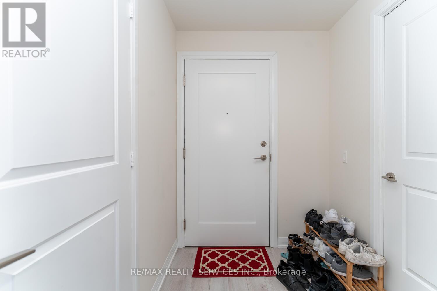 509 - 65 Watergarden Drive, Mississauga, Ontario  L5R 0G9 - Photo 6 - W11994181