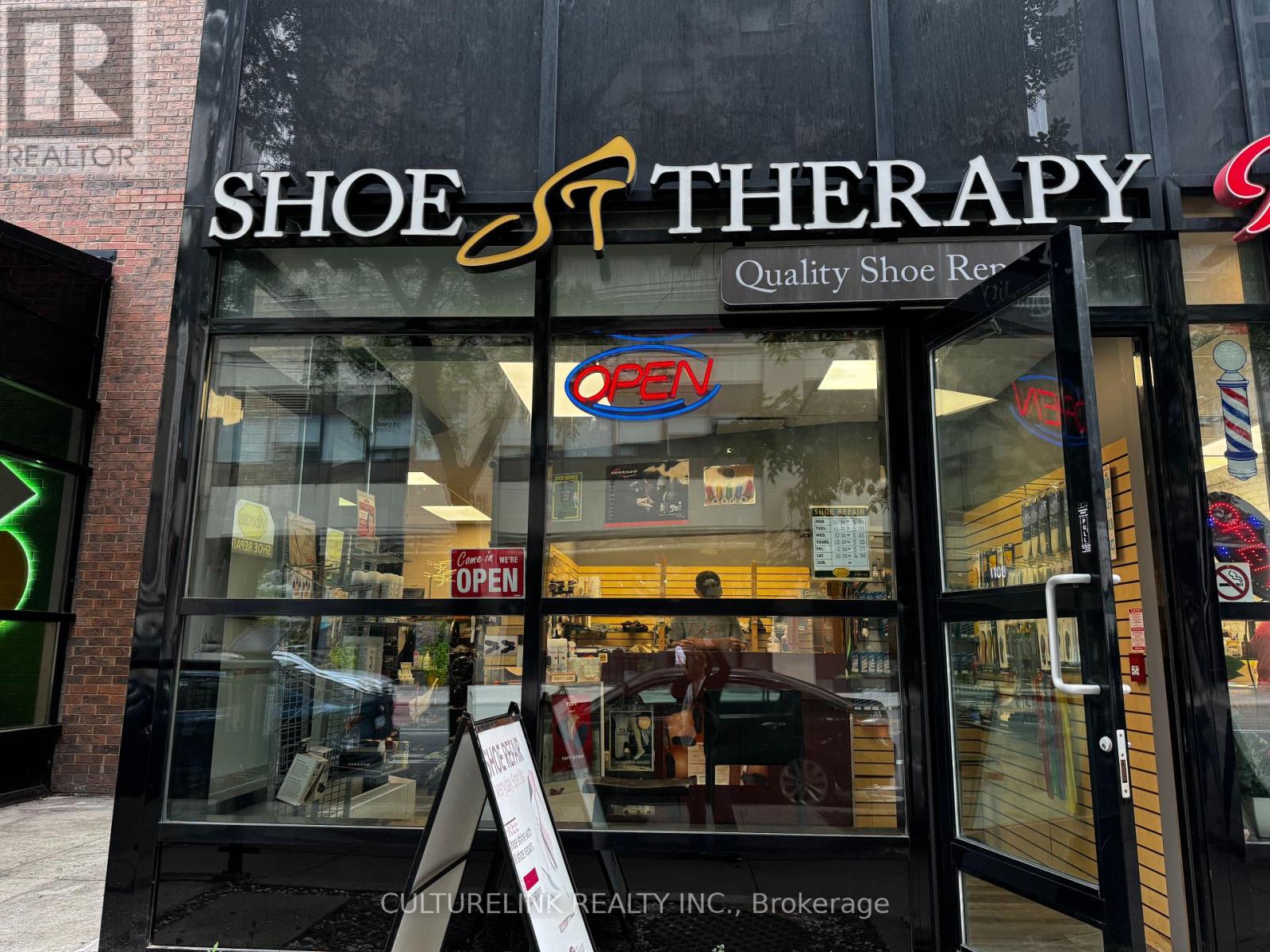 1108 BAY STREET, Toronto, Ontario