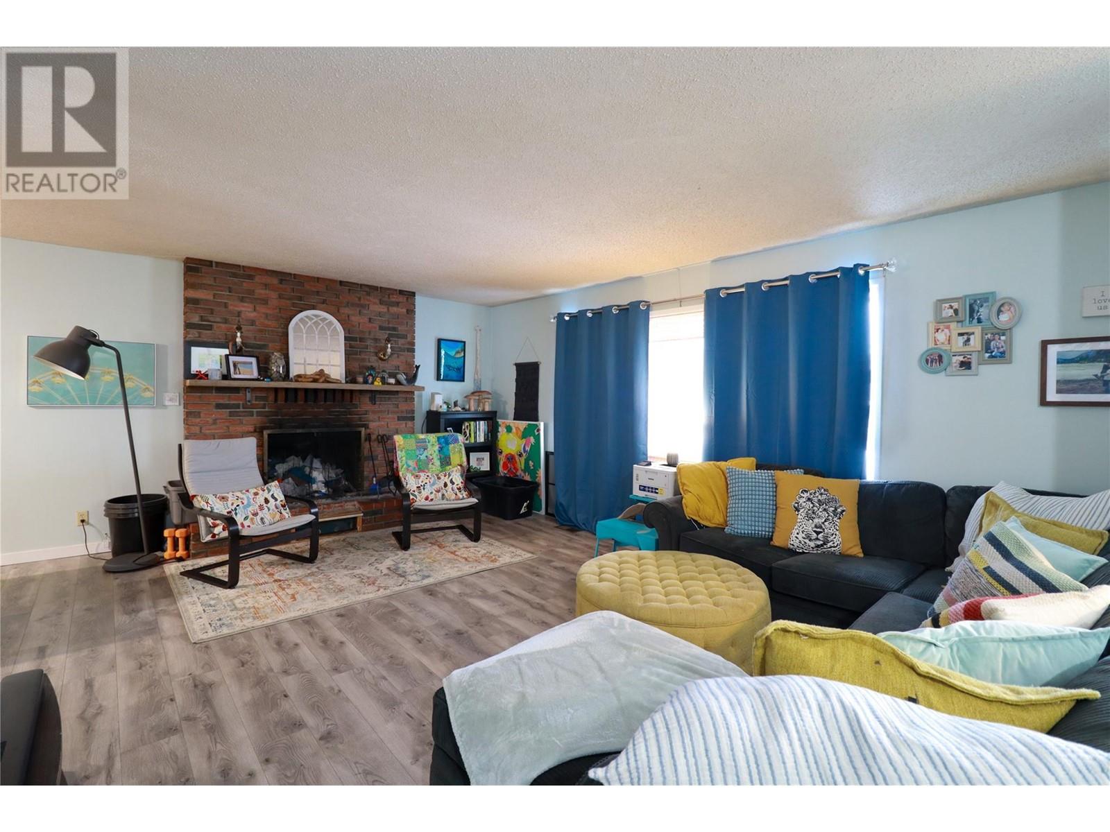 Property at 12115 Marshall Crescent image 3
