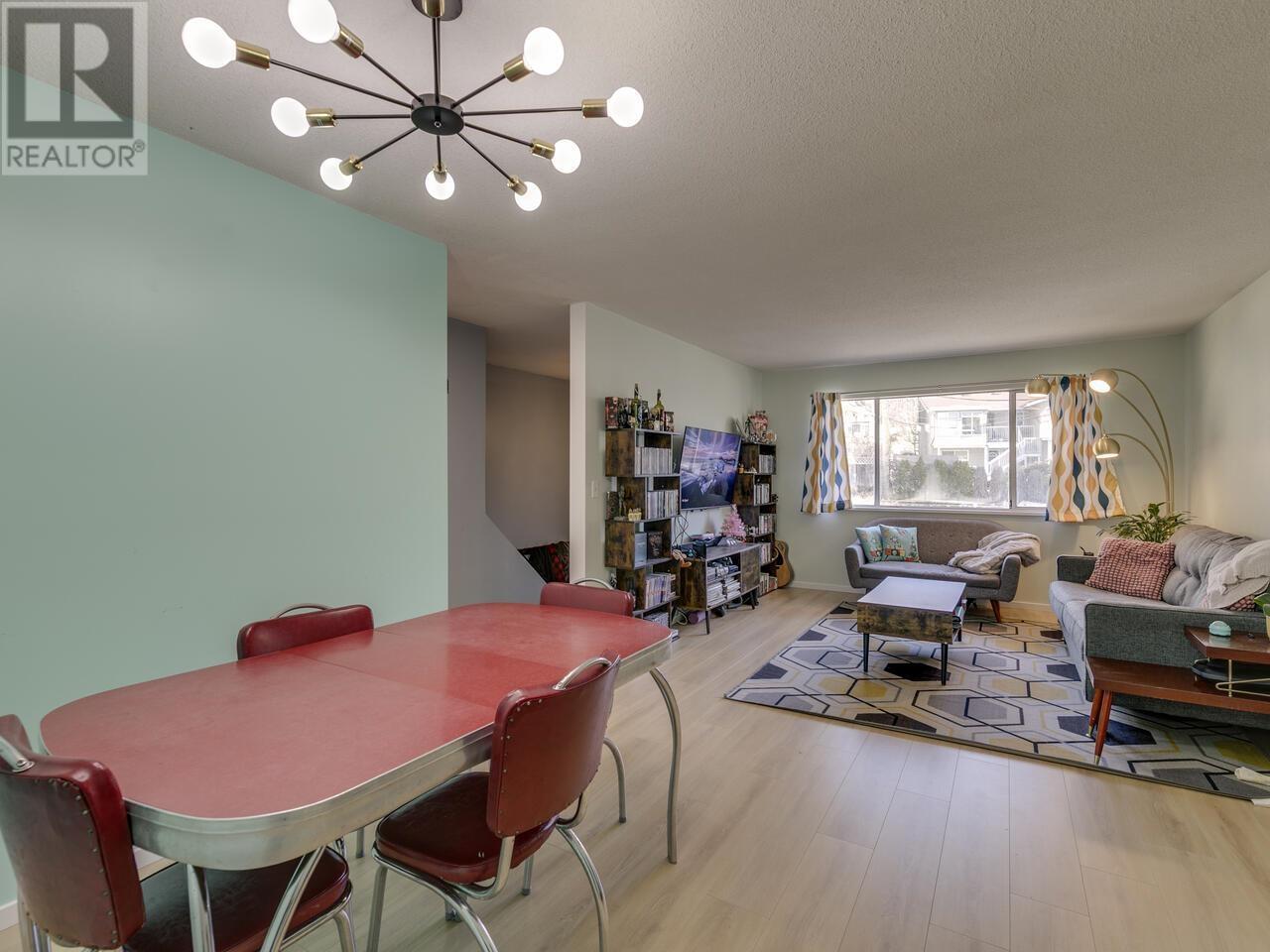 7445 Willard Street, Burnaby, British Columbia  V3N 2W2 - Photo 16 - R2971717
