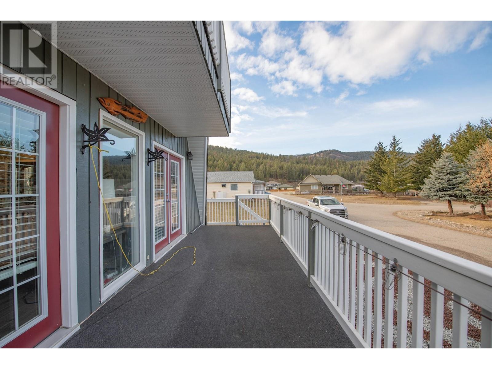 682 Cougar Street, Vernon, British Columbia  V1H 2A1 - Photo 35 - 10337085