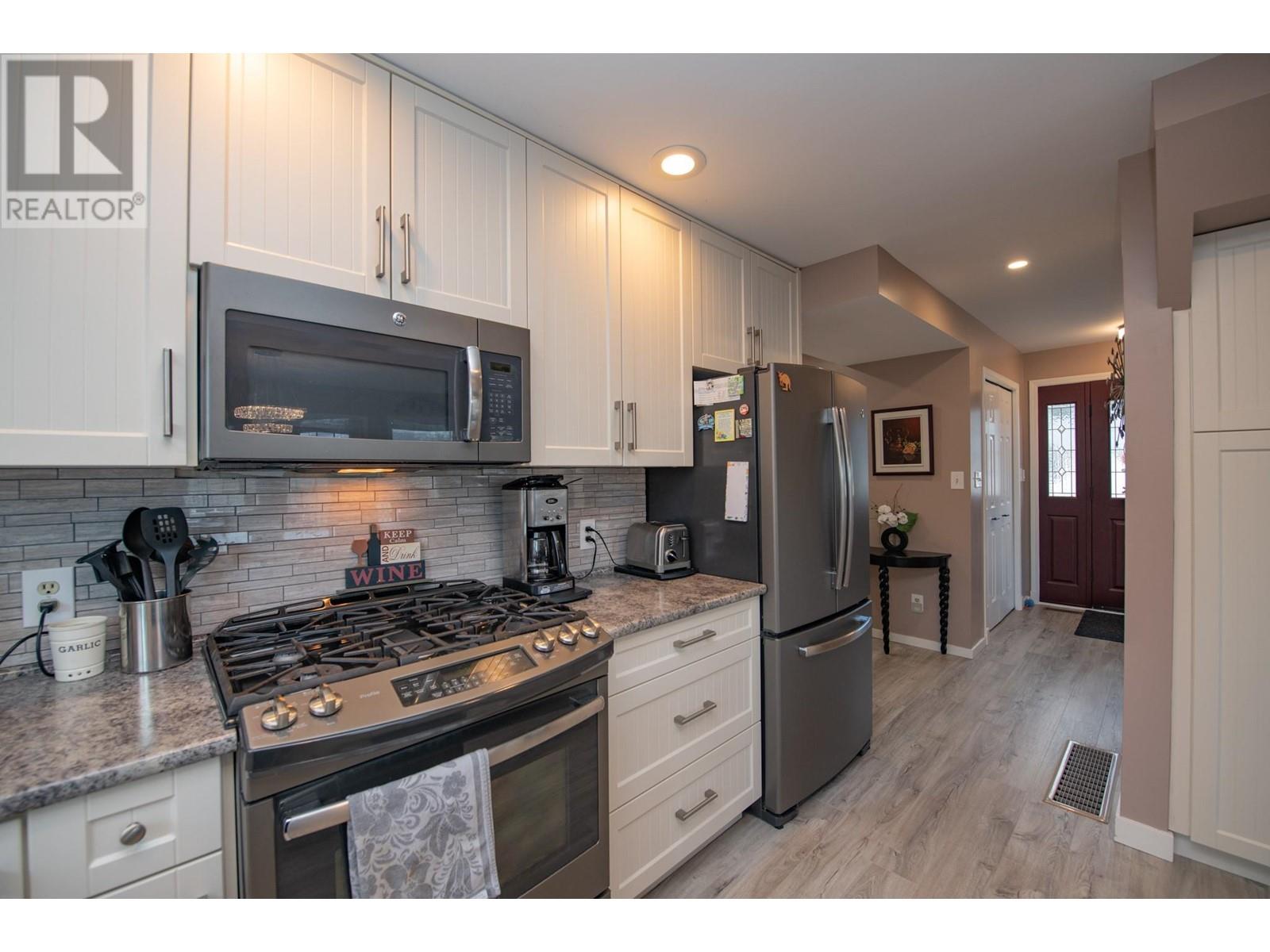682 Cougar Street, Vernon, British Columbia  V1H 2A1 - Photo 16 - 10337085