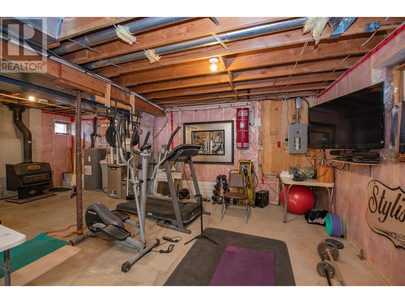 682 Cougar Street, Vernon, British Columbia  V1H 2A1 - Photo 32 - 10337085