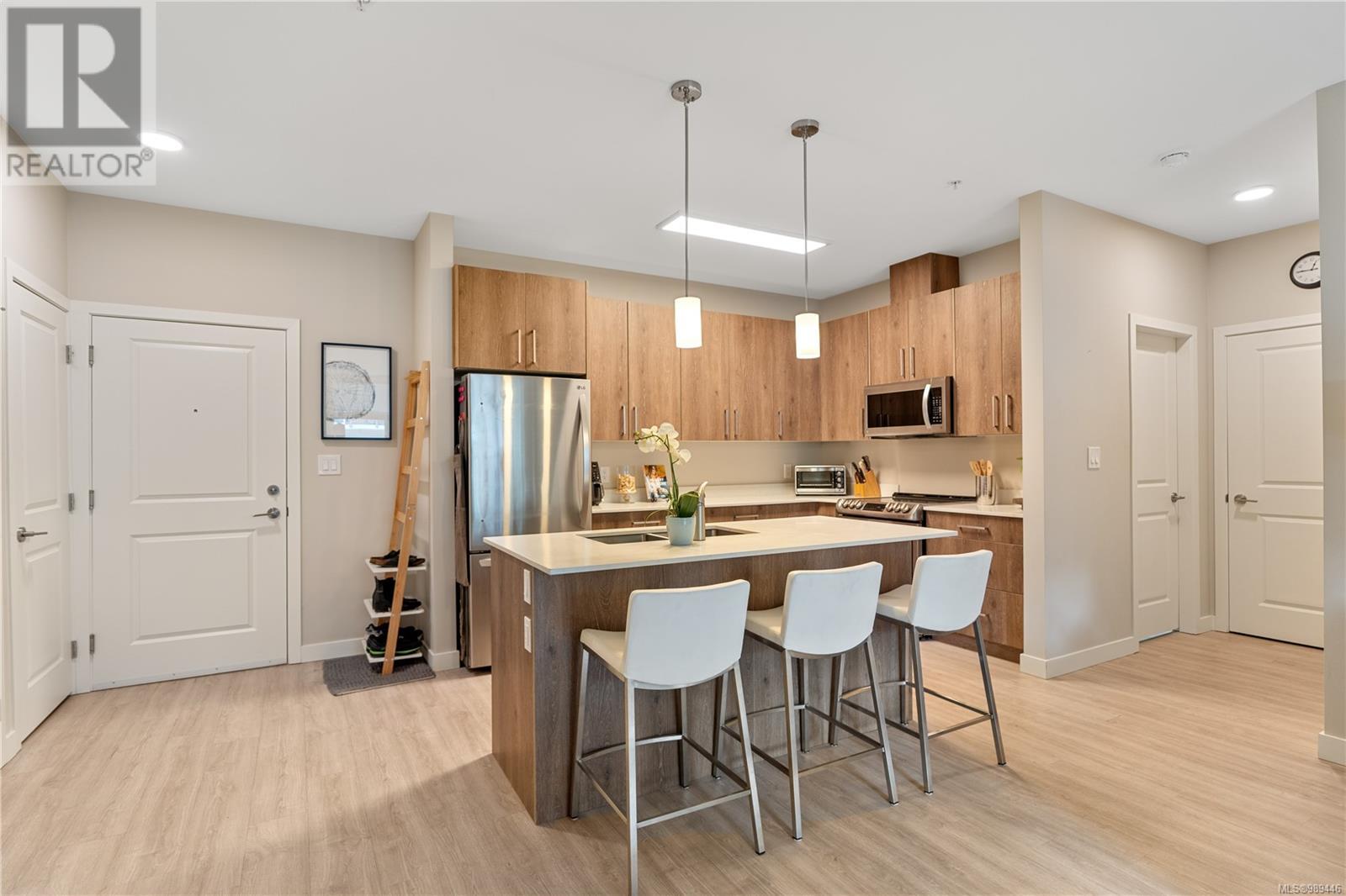 106 110 Presley Pl, View Royal, British Columbia  V9B 0H5 - Photo 7 - 989446