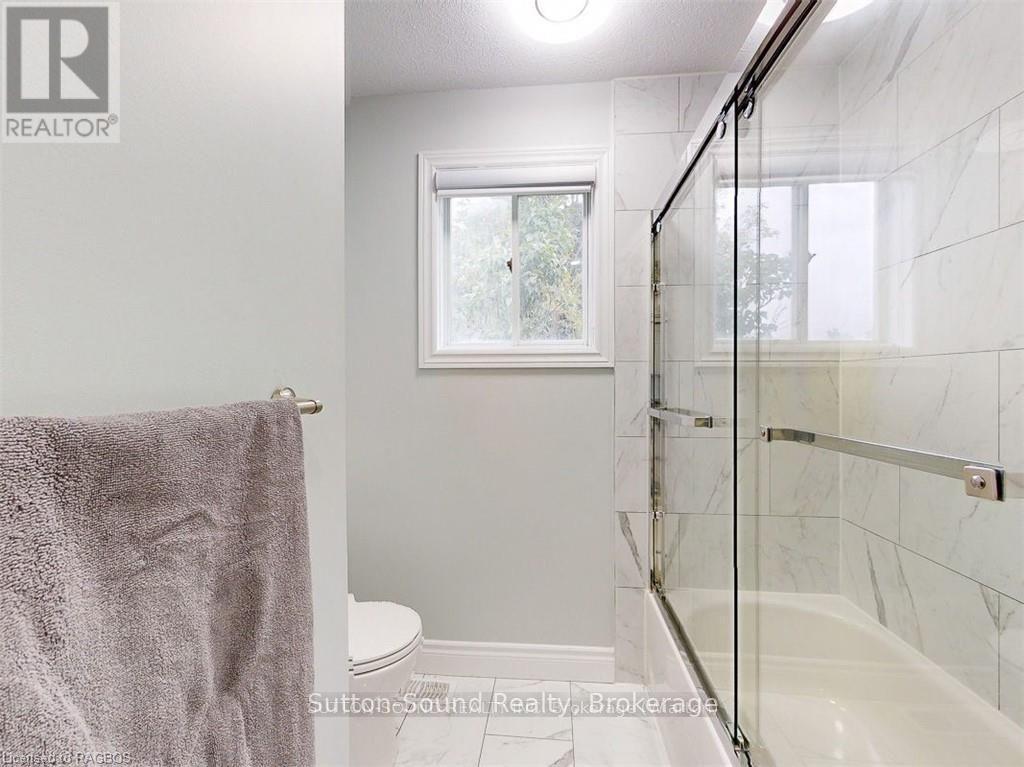 379 Isaac Street, South Bruce Peninsula, Ontario  N0H 2T0 - Photo 22 - X11994381