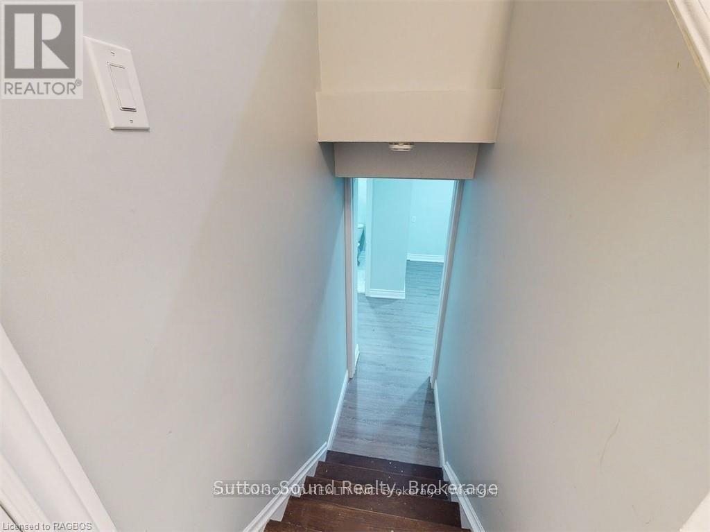 379 Isaac Street, South Bruce Peninsula, Ontario  N0H 2T0 - Photo 30 - X11994381