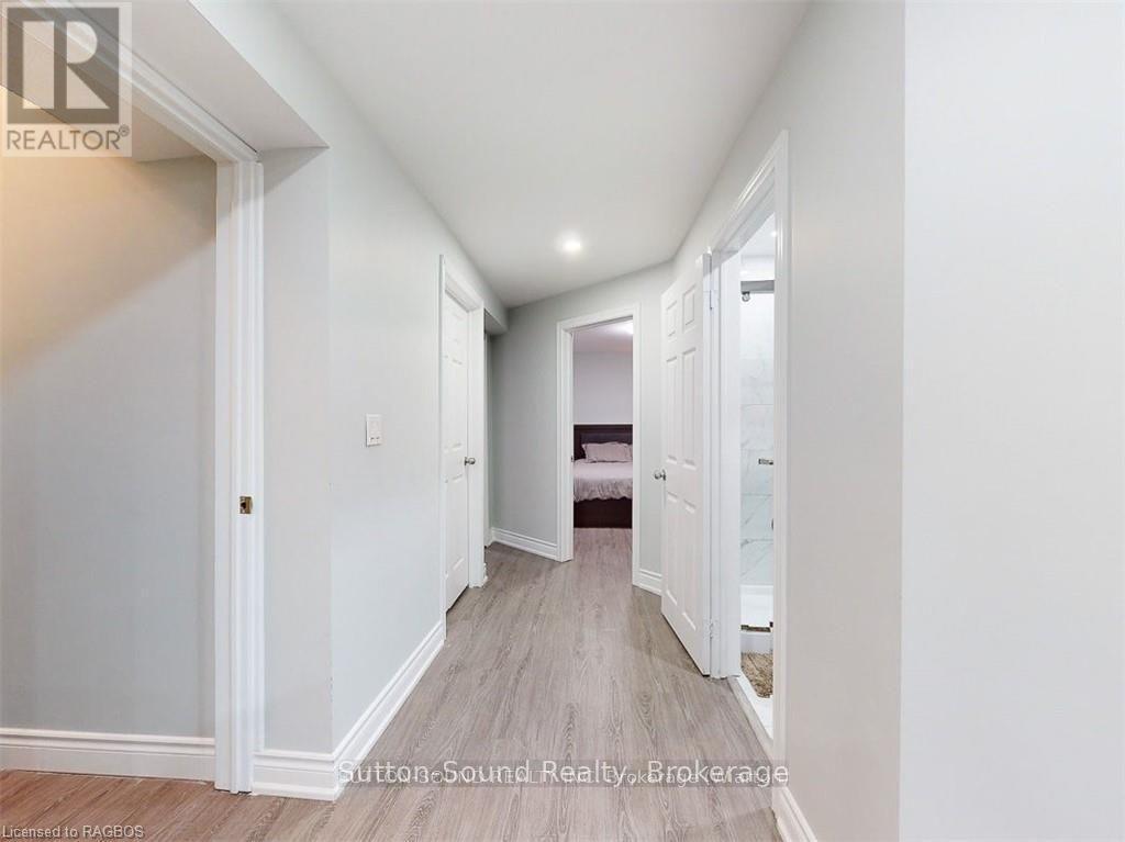 379 Isaac Street, South Bruce Peninsula, Ontario  N0H 2T0 - Photo 37 - X11994381