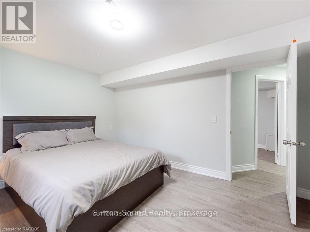 379 Isaac Street, South Bruce Peninsula, Ontario  N0H 2T0 - Photo 47 - X11994381