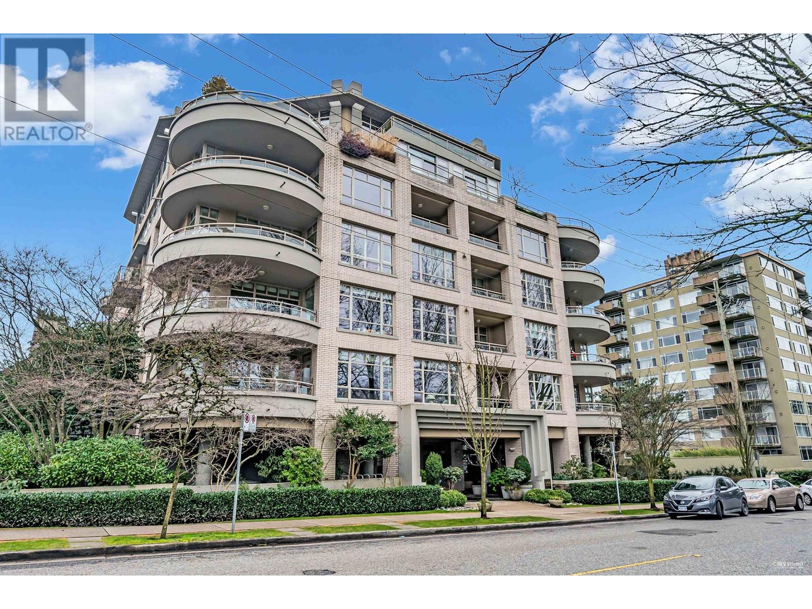 302 5700 LARCH STREET, Vancouver, British Columbia