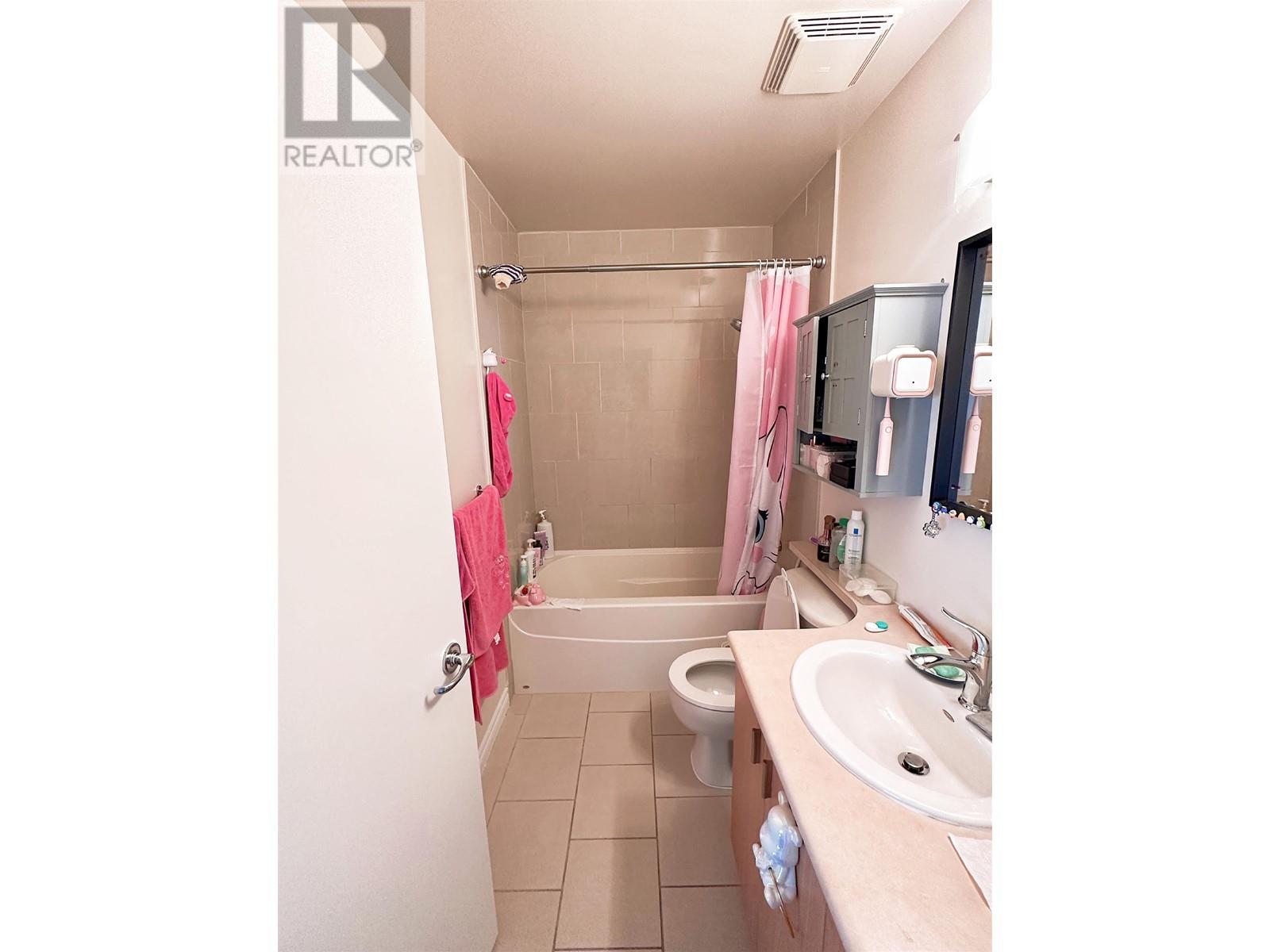 80 6878 Southpoint Drive, Burnaby, British Columbia  V3N 5E4 - Photo 9 - R2971978
