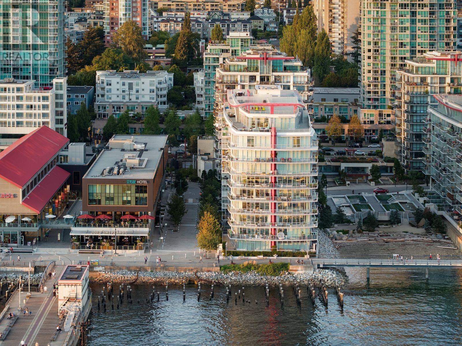 Ph3 175 Victory Ship Way, North Vancouver, British Columbia  V7L 0G1 - Photo 3 - R2971972