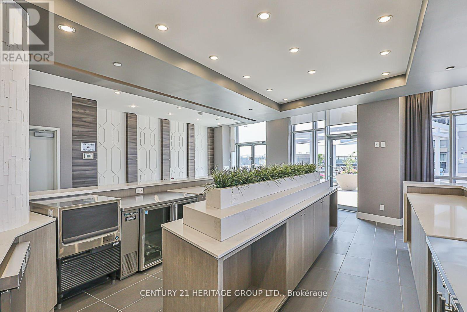 Level 13, Unit 5 - 9205 Yonge Street, Richmond Hill, Ontario  L4C 1V5 - Photo 17 - N11994405