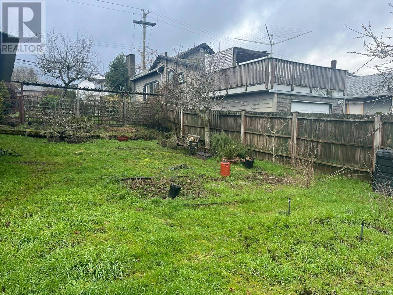 Property at 237 VICTORIA Rd image 5