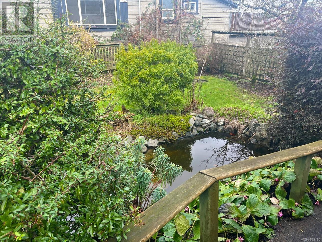 Property at 237 VICTORIA Rd image 2