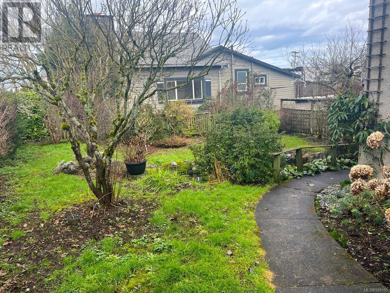 Property at 237 VICTORIA Rd image 1
