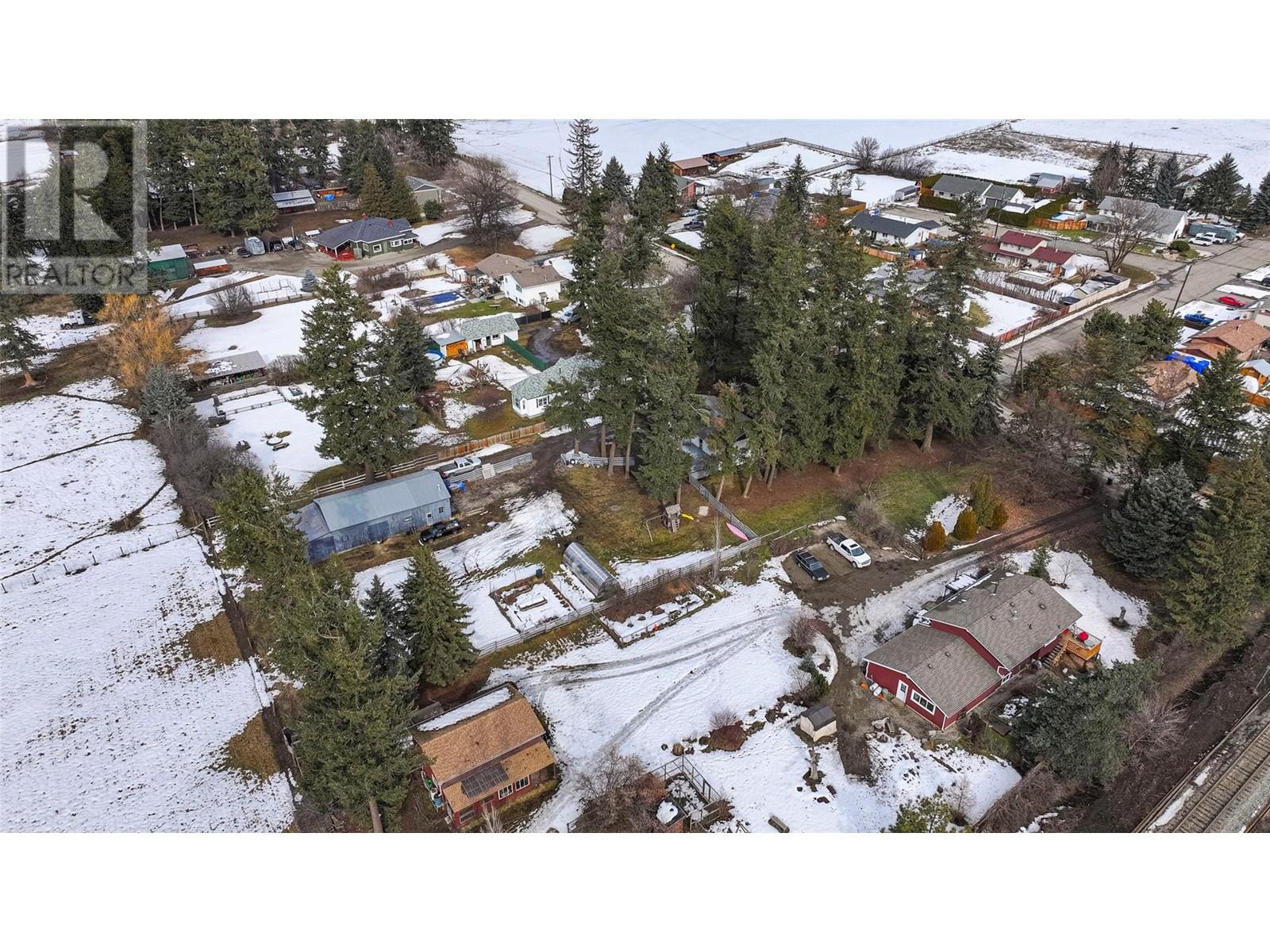 9742 Park Lane, Lavington, British Columbia  V1B 3E5 - Photo 60 - 10335184