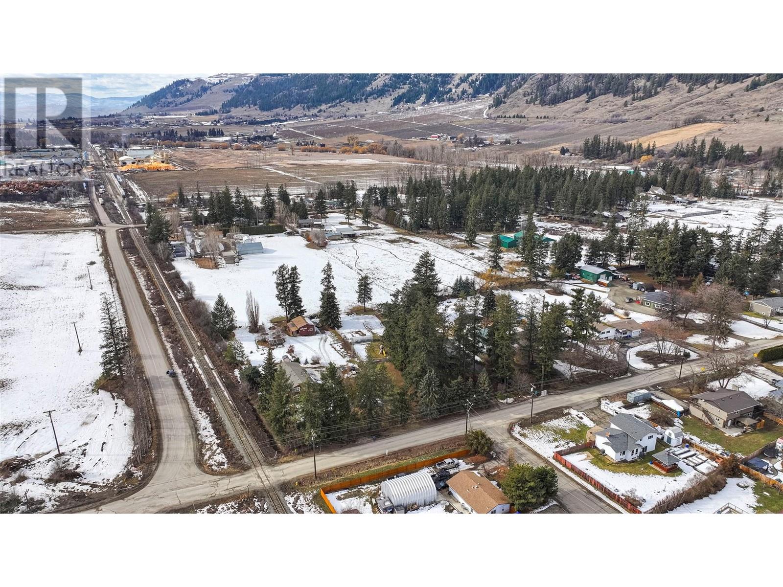 9742 Park Lane, Lavington, British Columbia  V1B 3E5 - Photo 70 - 10335184